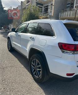 جيب جراند شيروكي